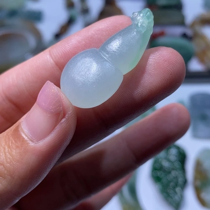 定制翡翠未镶嵌毛货