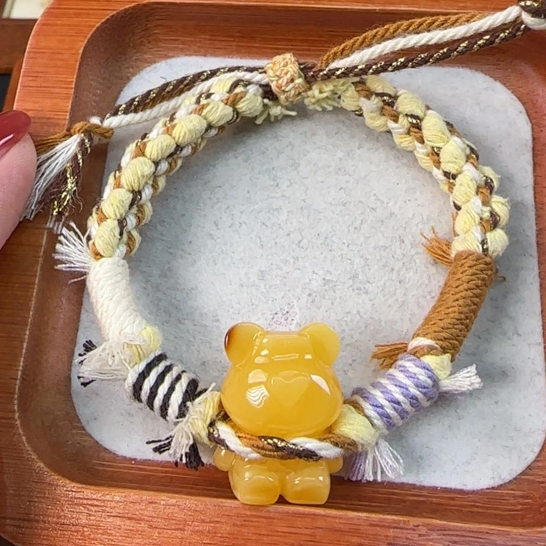 未镶嵌颈饰琥珀蜜蜡