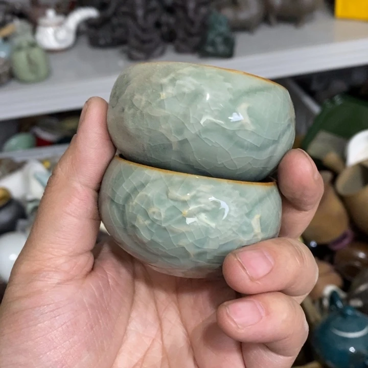 陶瓷艺术品及陶瓷壶