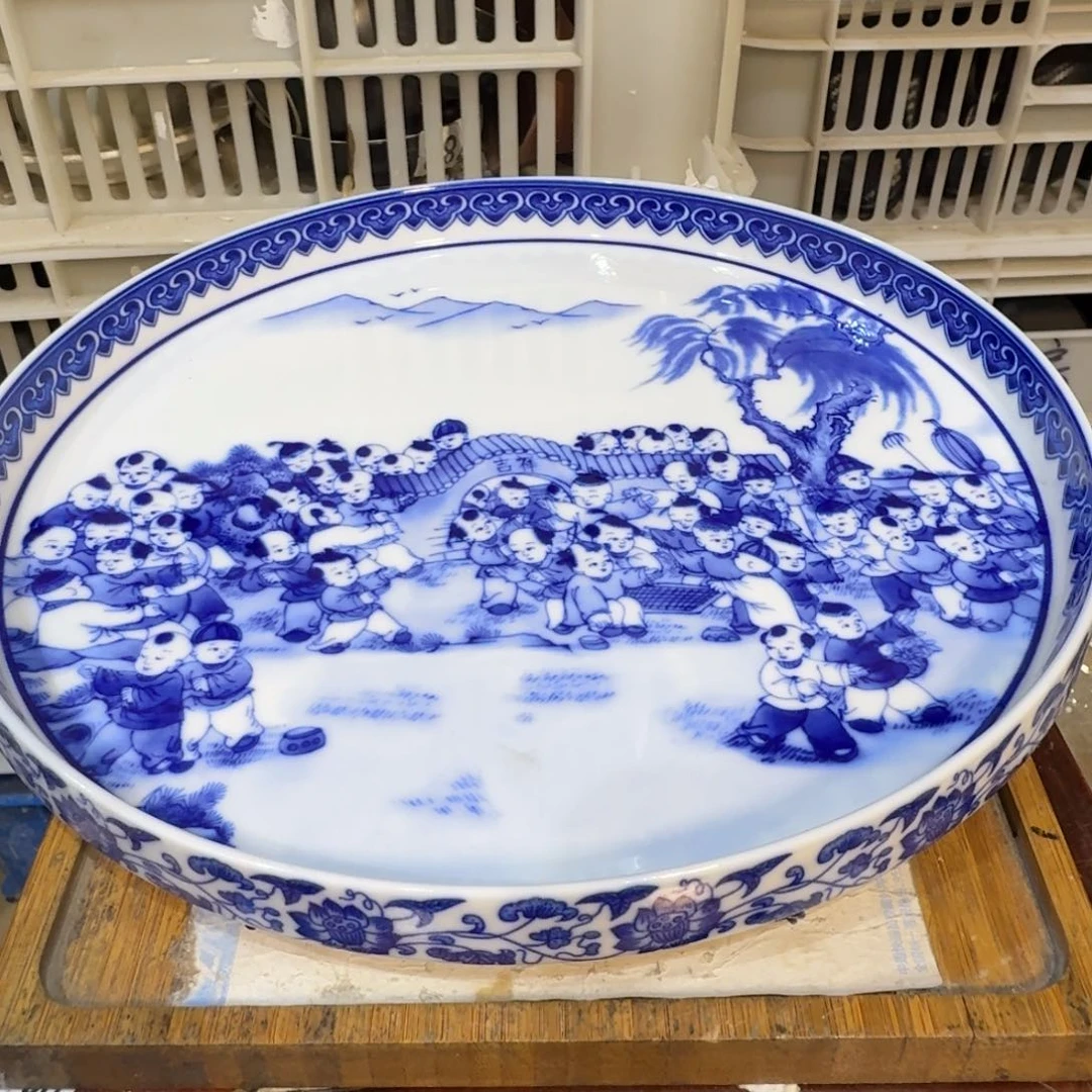 微瑕疵介意勿拍陶瓷器皿S166底部微瑕疵介意勿拍