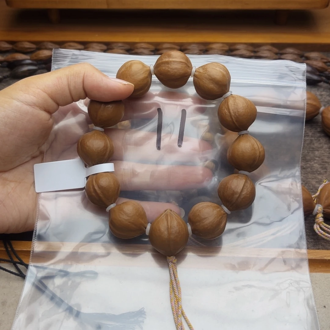 手串/手链橄榄核11号，2.1×2.2鸡蛋核