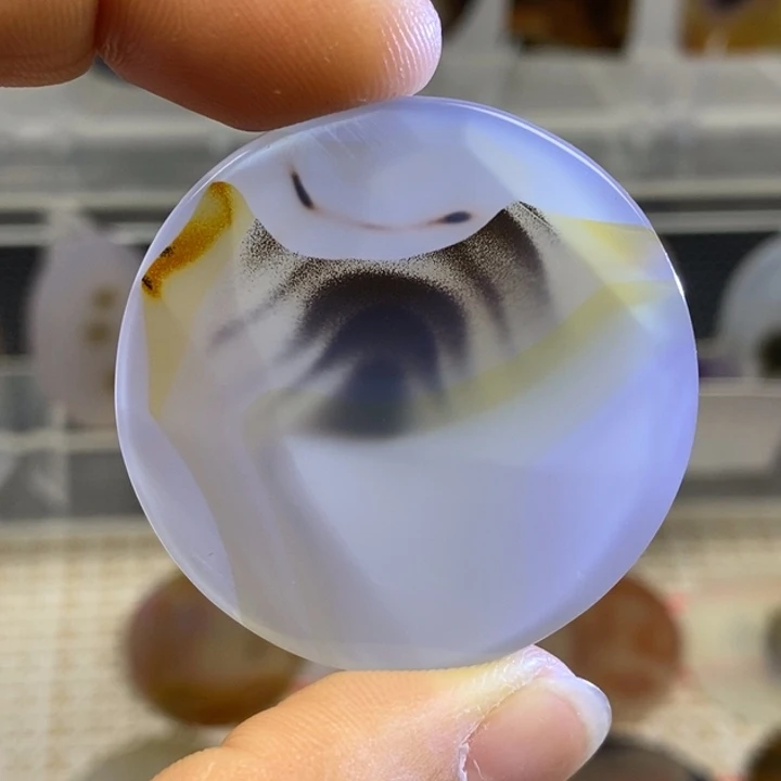 玛瑙/玉髓颈饰未镶嵌