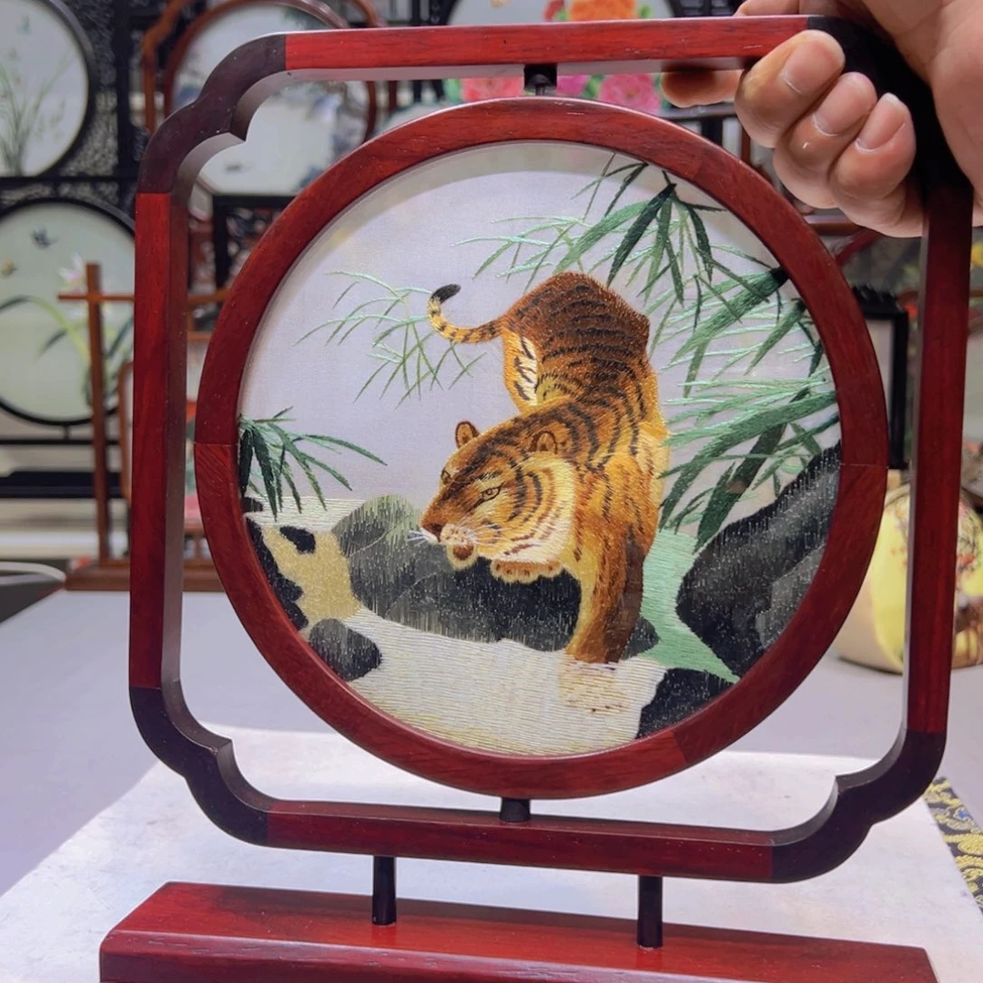 刺绣手工制作工艺