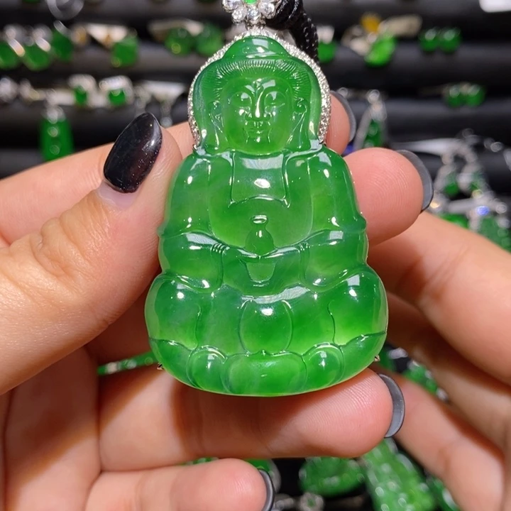 翡翠18K金镶嵌颈饰天然翡翠