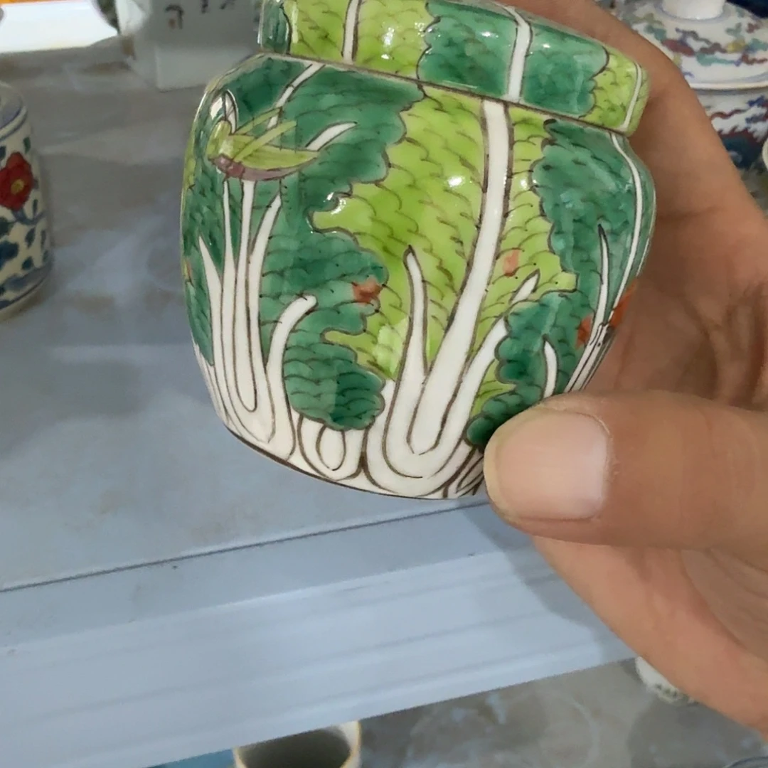 瓷片摆件等物品等都会自动消失或者