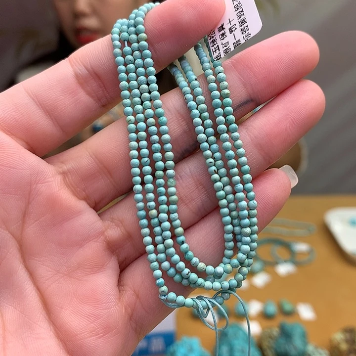 未镶嵌绿松石原矿