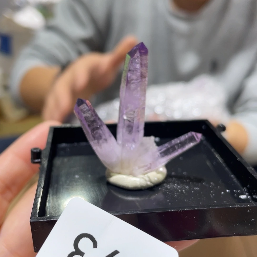 水晶摆件……未镶嵌