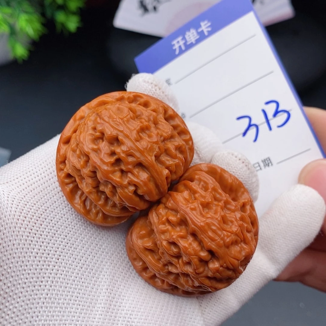 文玩核桃把件41三角白313