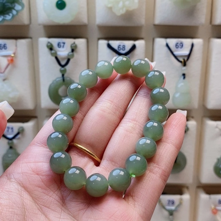 和田玉未镶嵌手串