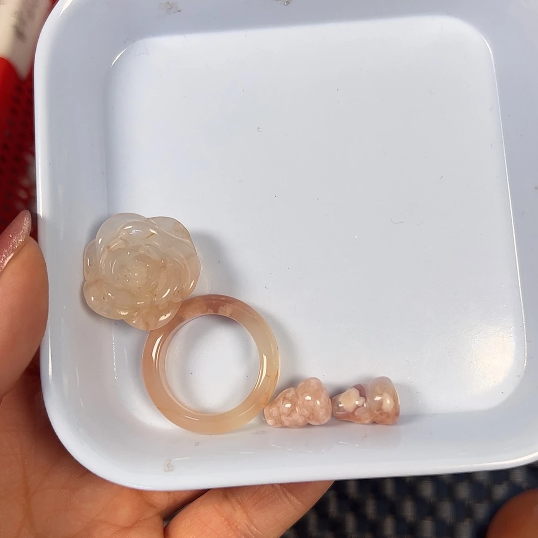 玛瑙/玉髓珠宝半成品未镶嵌矫***桃