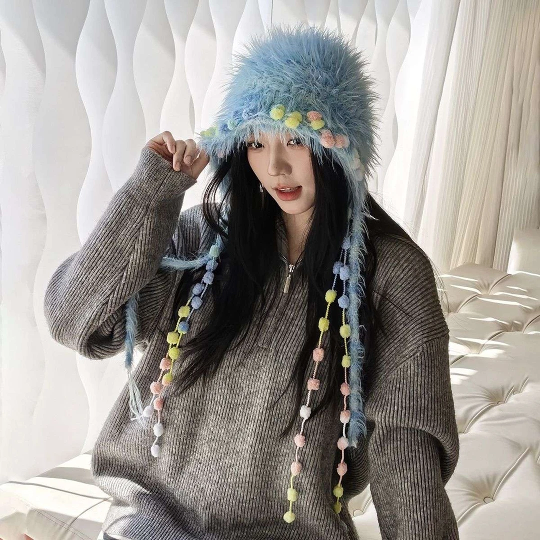 秋冬新款可爱流苏毛球毛绒针织帽女百搭显脸小包头保暖护耳帽
