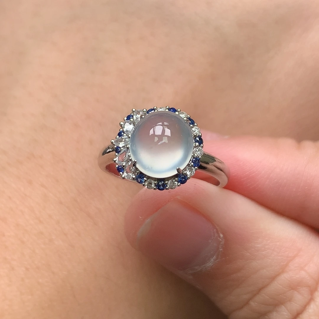 翡翠18K金镶嵌戒指