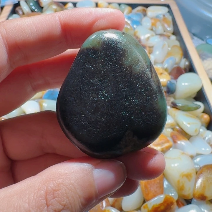 和田玉未镶嵌挂件52克