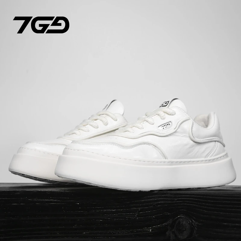 24588春季新款男士休闲鞋时尚百搭厚底低帮潮流板鞋小白男鞋