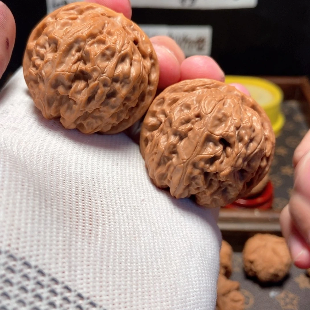 吊坠文玩核桃金麒麟45尺46