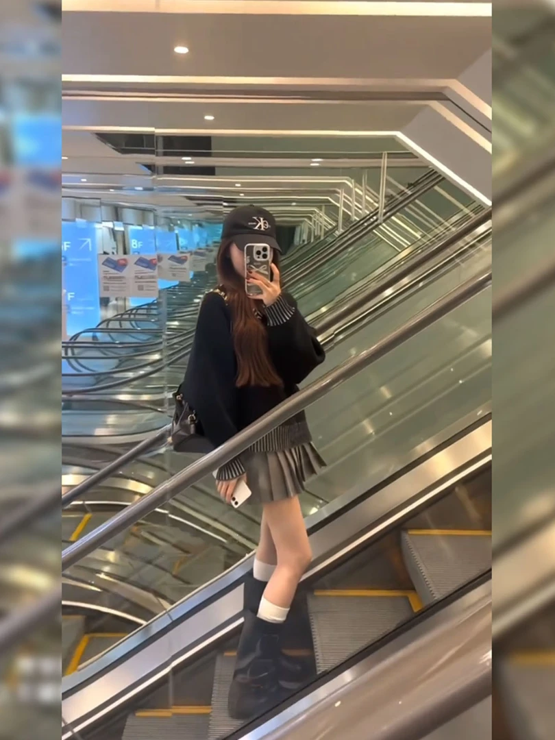 韩系时尚慵懒风v领撞色毛衣女2025秋冬宽松百搭高级感半身裙套装