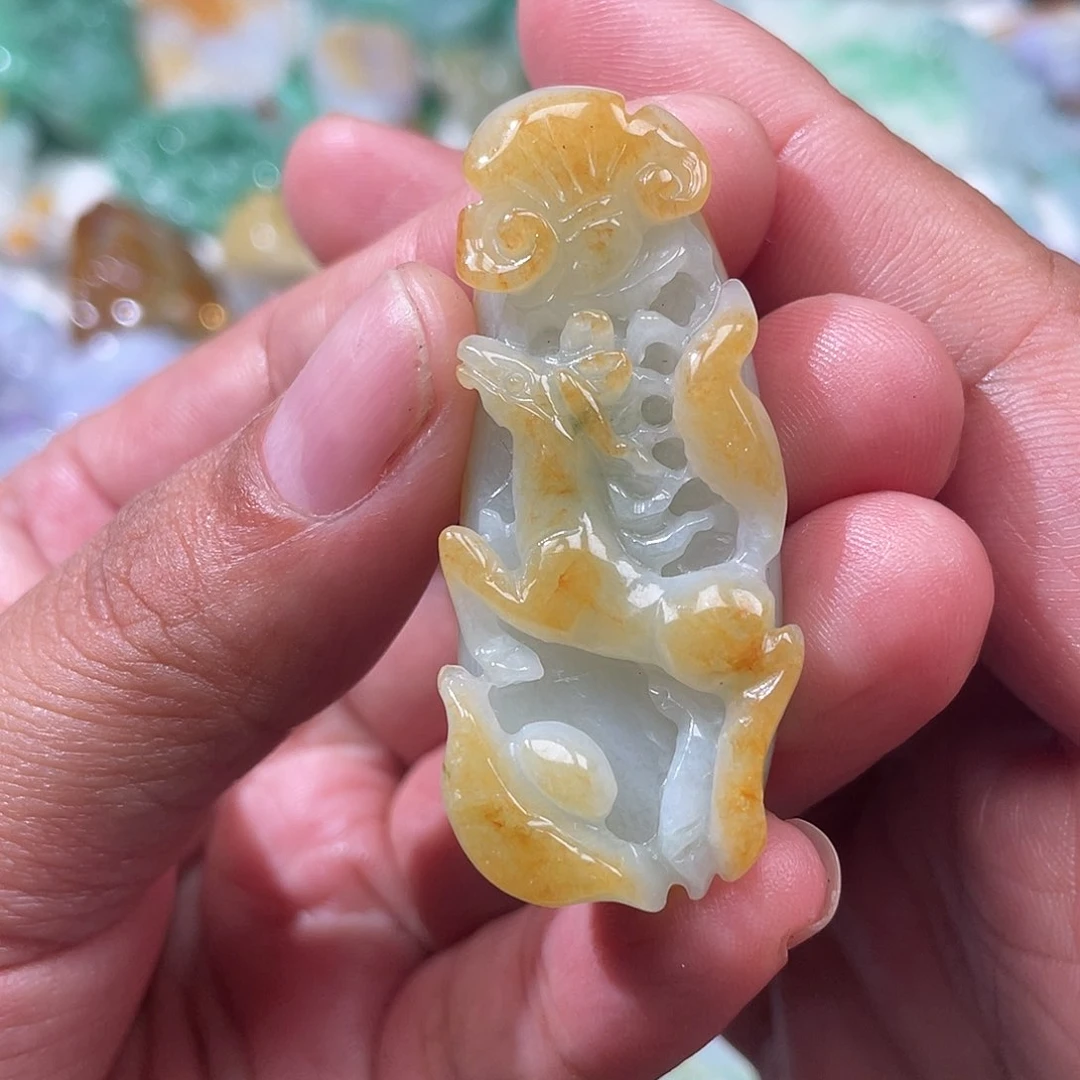 翡翠未镶嵌颈饰翡玉缘翡翠