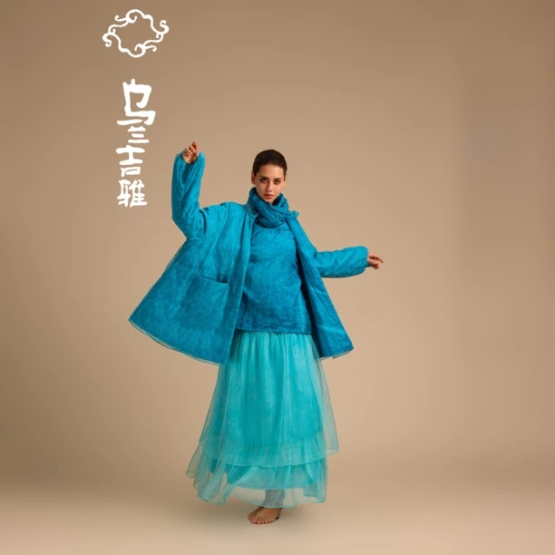 乌兰吉雅原创设计 伊乐琪中长棉袄