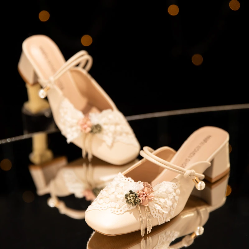 新中式单鞋春夏新款低跟浅口软底配旗袍绣花鞋民族风老北京布鞋女