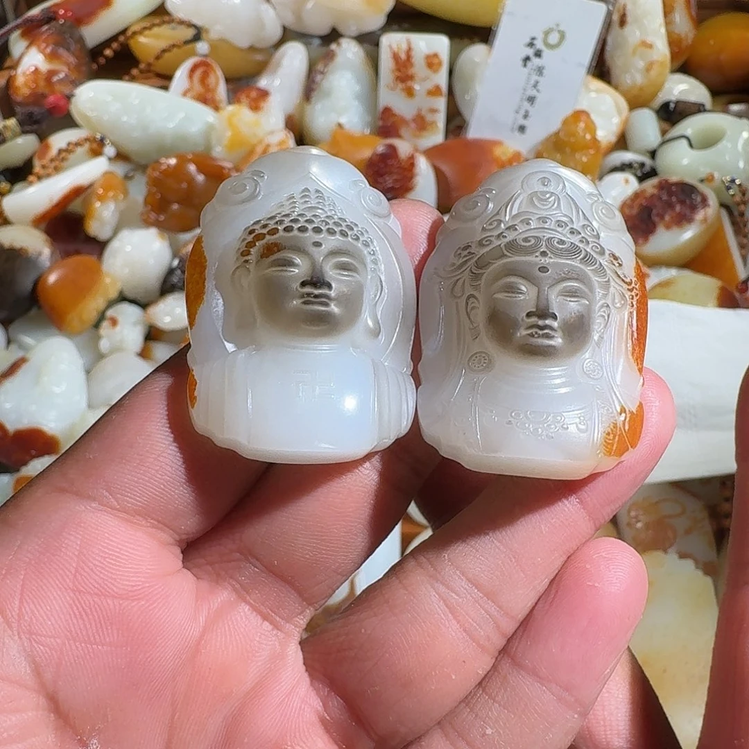 零***度和田玉未镶嵌挂件