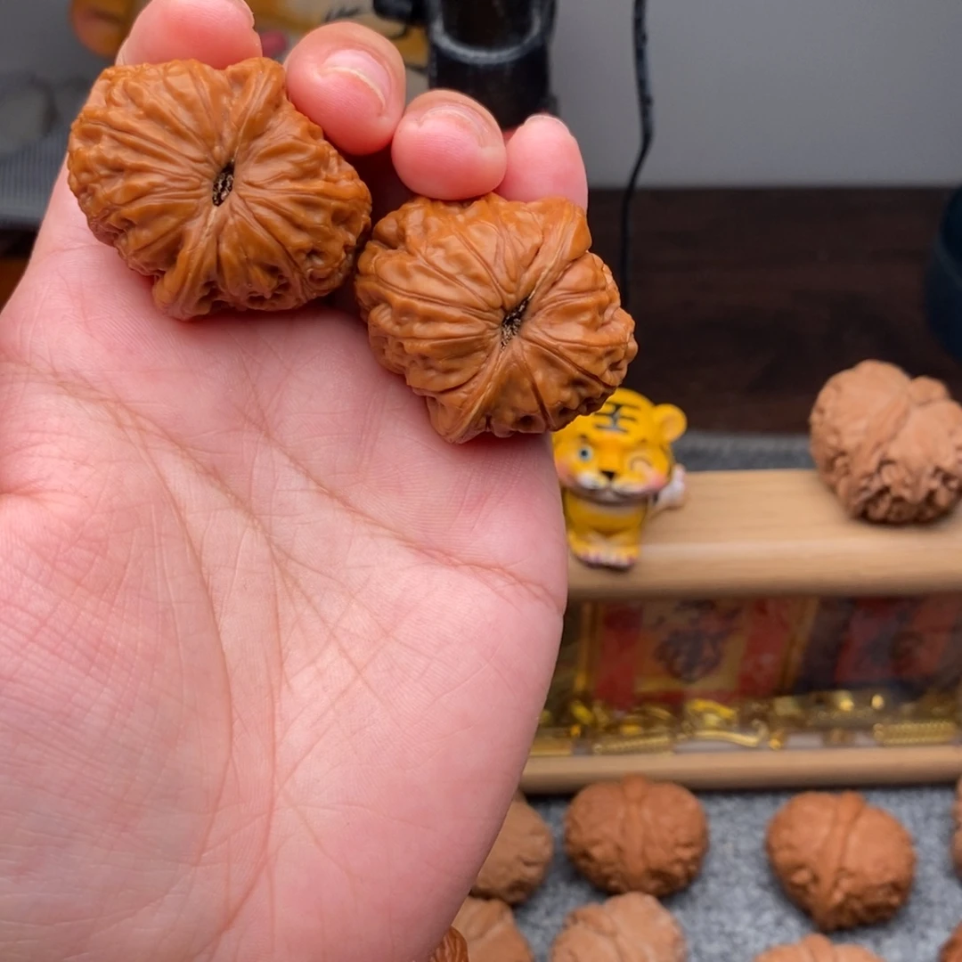 别***离文玩核桃吊坠元宝