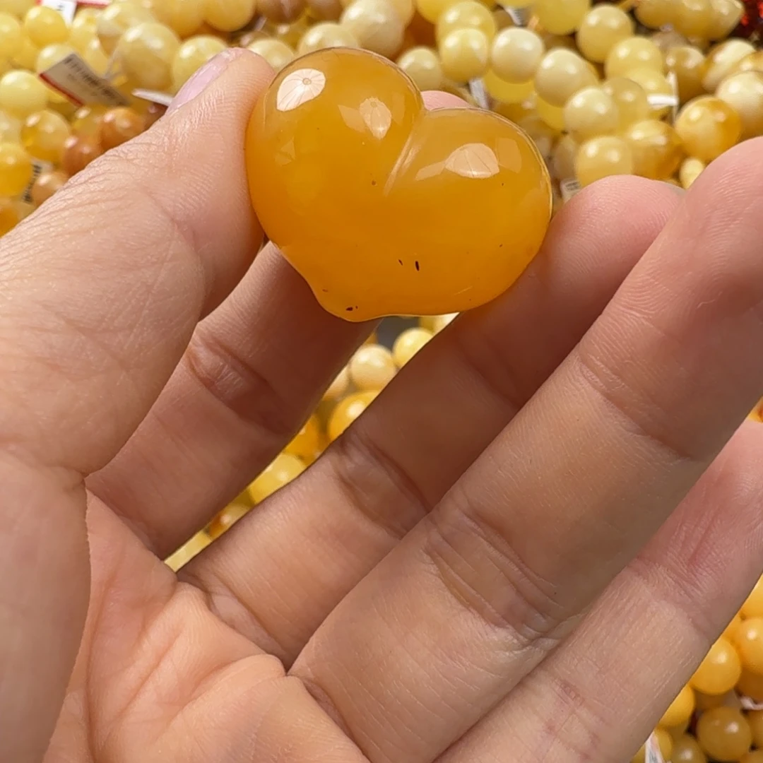 琥珀未镶嵌珠宝奇石