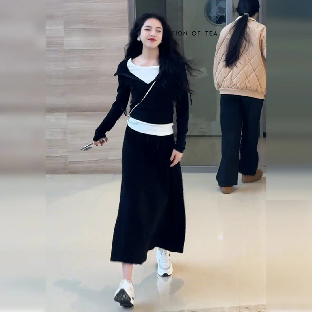 假两件撞色卫衣连衣裙子女早秋季2025新款韩系穿搭一整套长裙套装