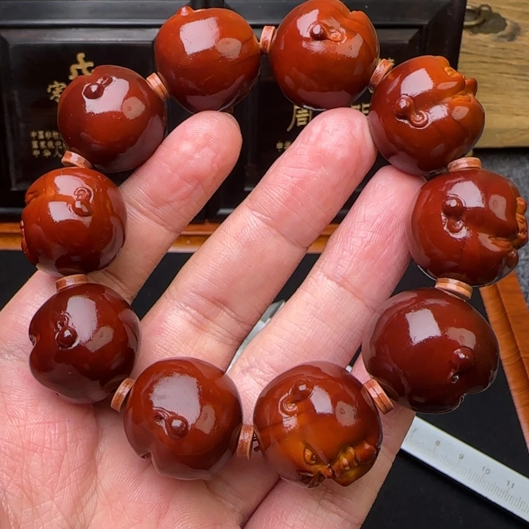 吊坠橄榄核人生百态