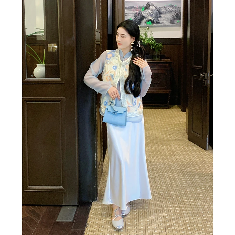 果果家 新中式刺绣立领女复古短款套装2025春季复古马甲半身裙
