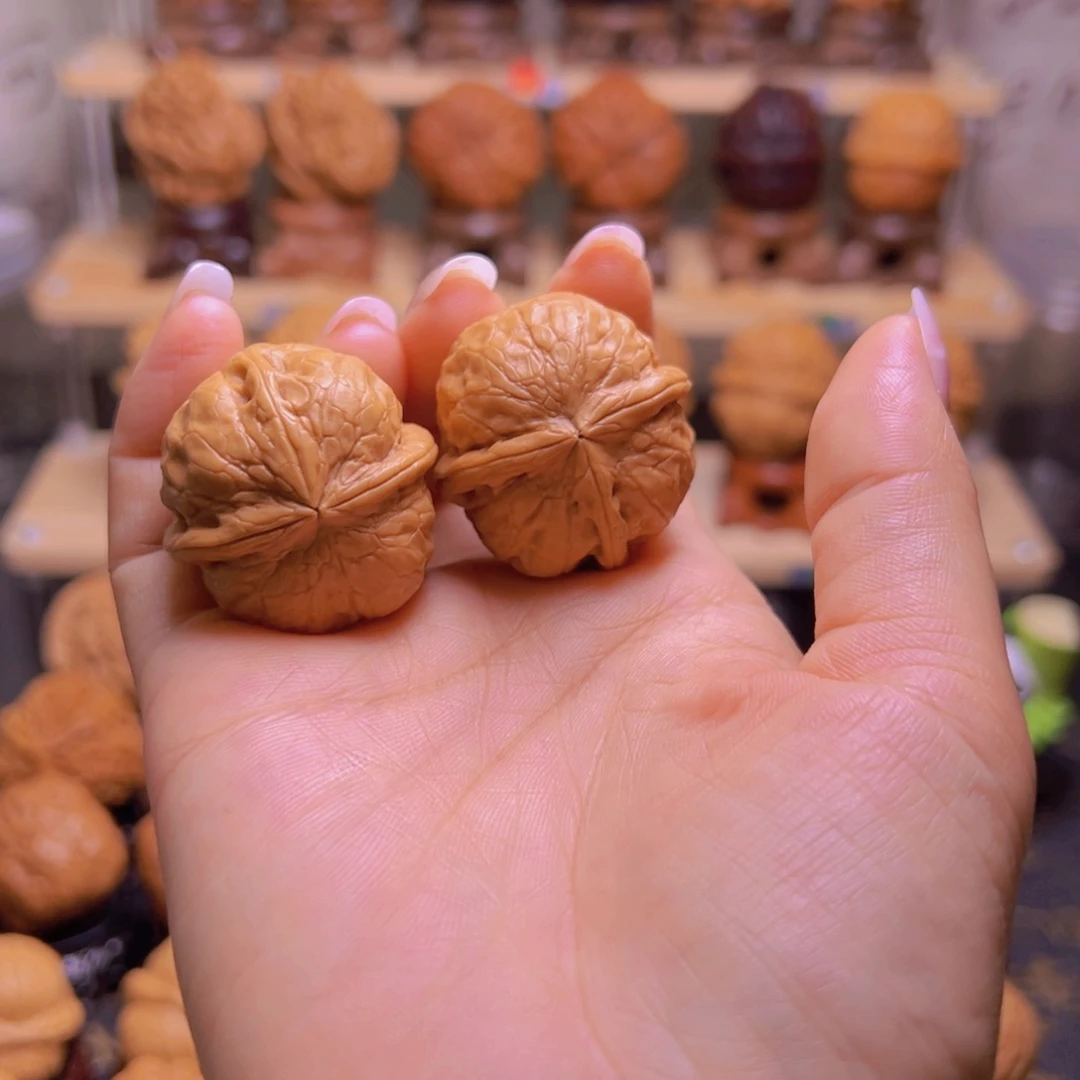 文玩核桃吊坠三炸H35、33尺