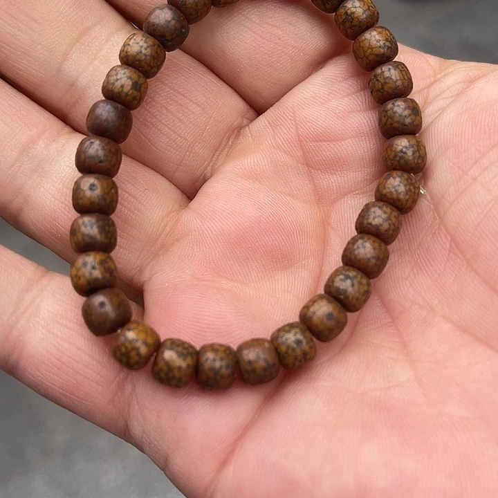 藏***服无事牌非洲檀香星月手串