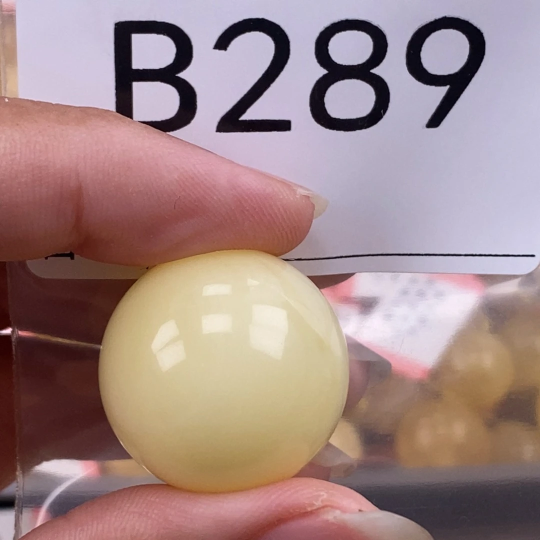 琥珀未镶嵌珠宝奇石23