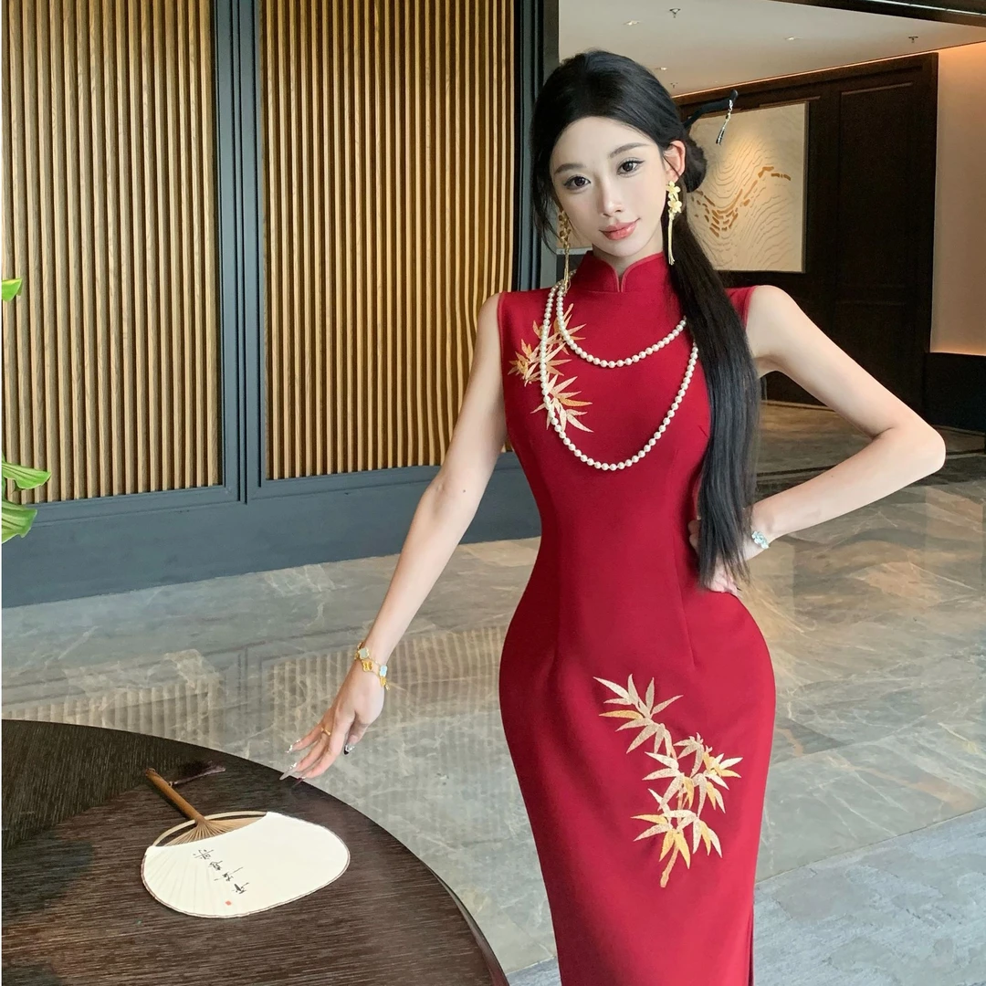 复古国风辣妹风高级感新中式无袖旗袍修身显瘦开叉气质红色连衣裙