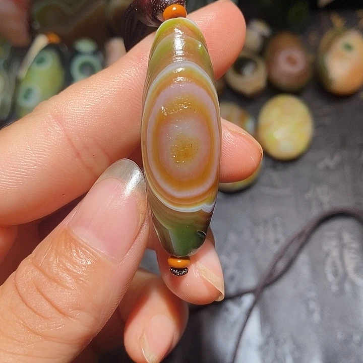 玛瑙/玉髓颈饰合金