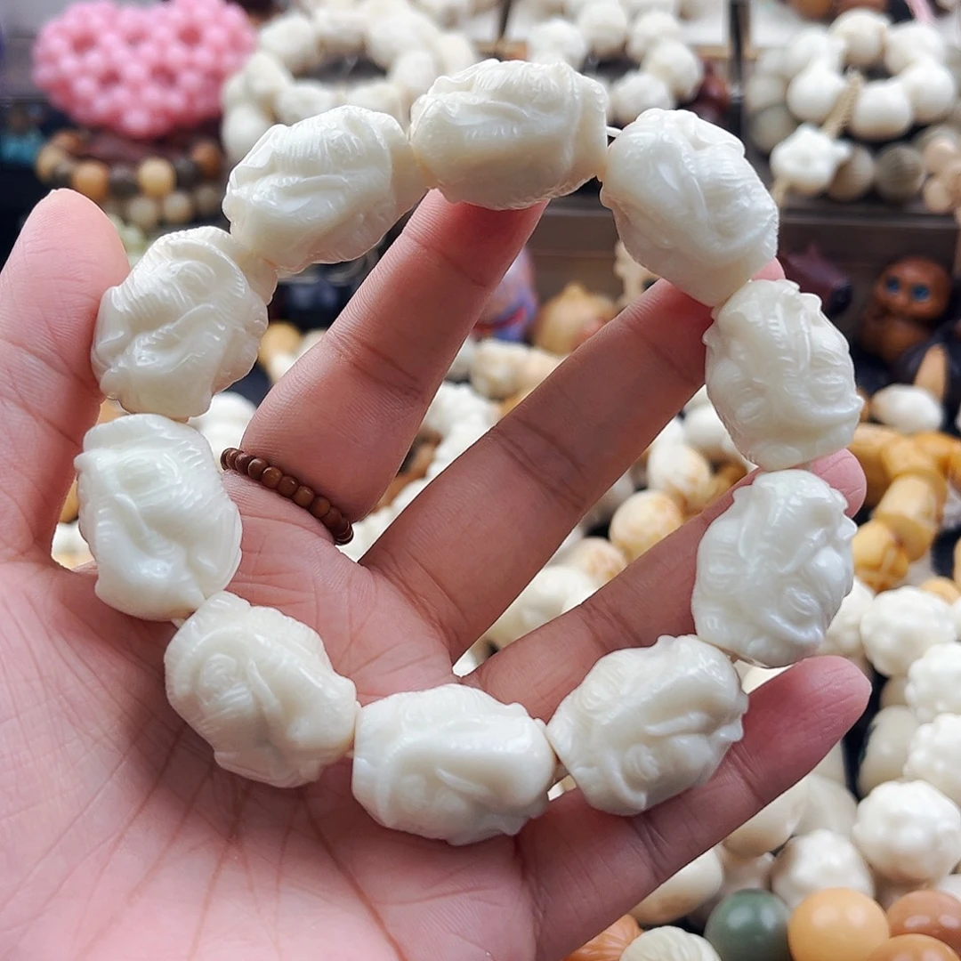 吊坠菩提根/象牙果大象