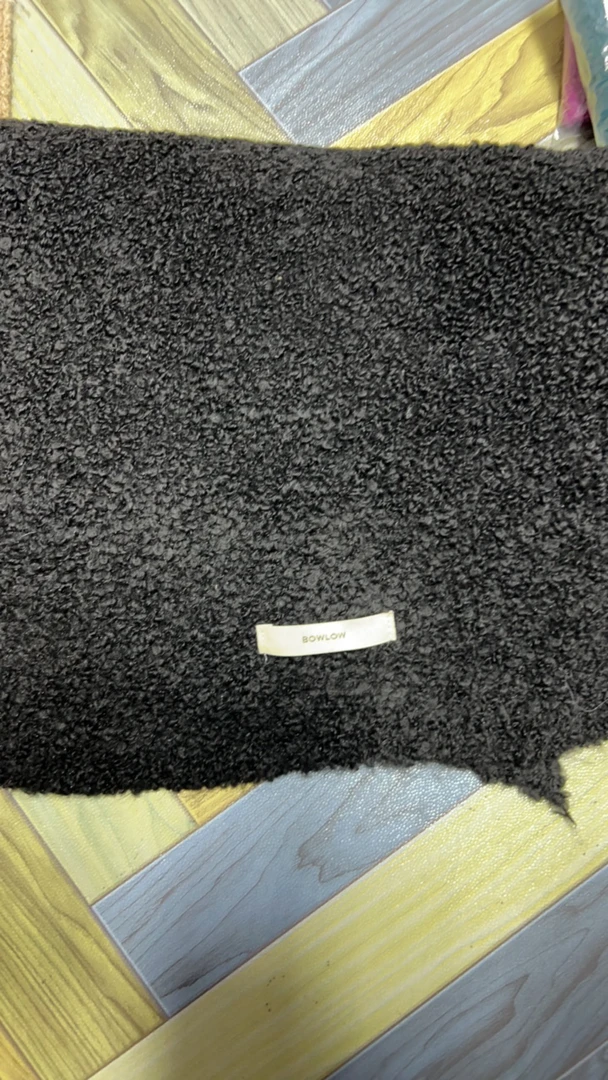 帽之都羊羔绒保暖黑色围巾