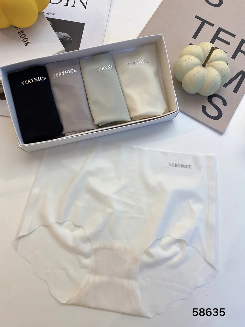 58635丝光微微 中腰无痕全包臀透气底裆纯色字母女士内裤5条装