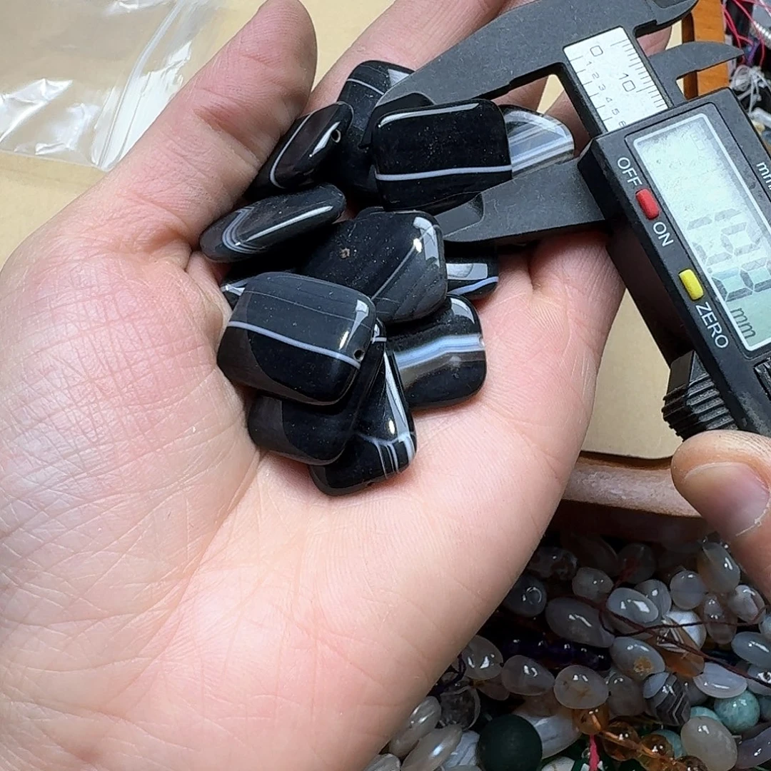 玛瑙/玉髓合金珠宝半成品15颗18x25m蚕丝玛瑙