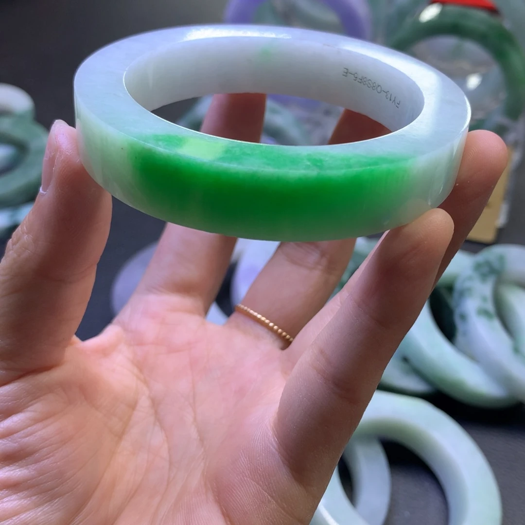 定制翡翠翡翠未镶嵌花*～