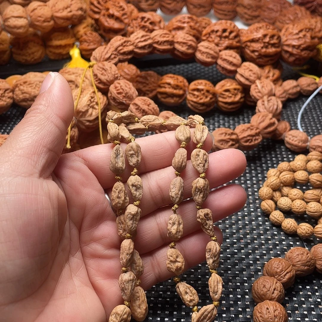 恸***哭文玩核桃手串异形