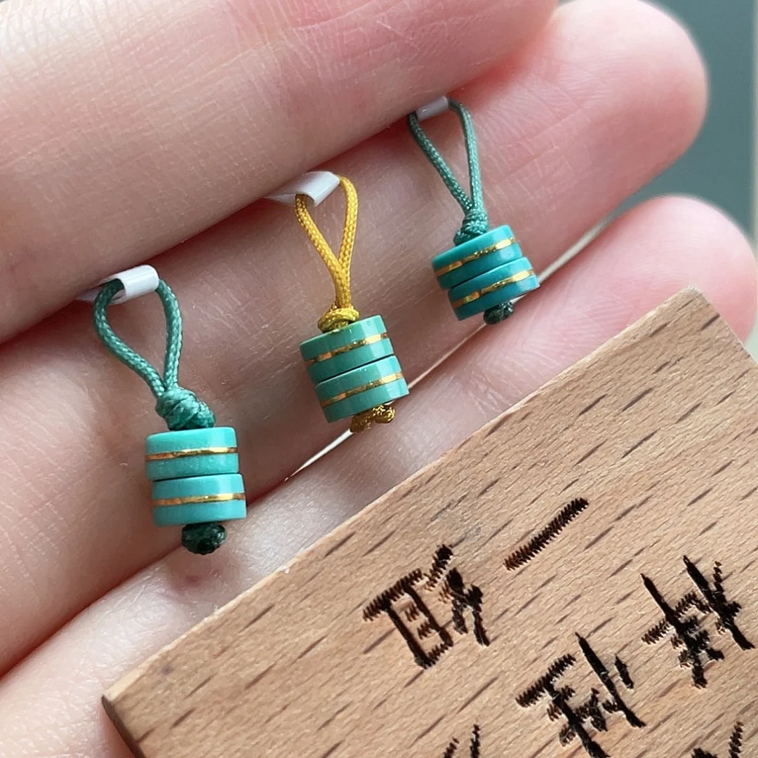 未镶嵌绿松石颈饰