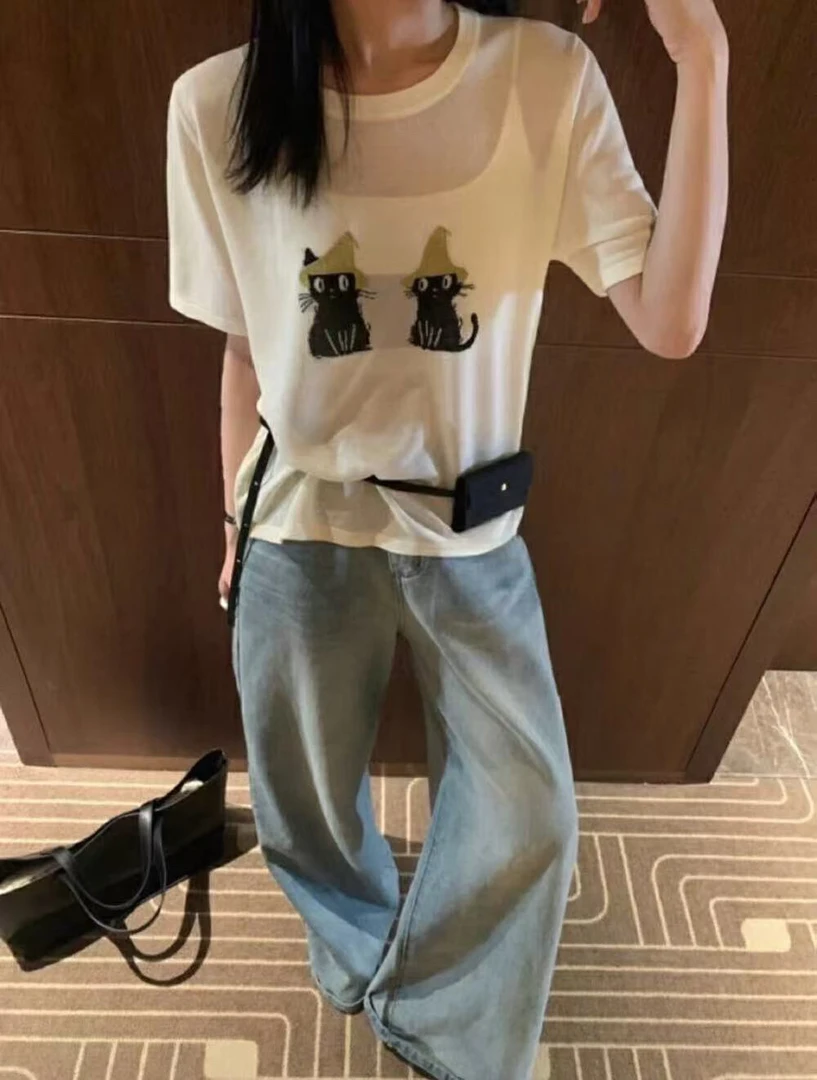 56014 韩系简约刺绣小猫圆领针织