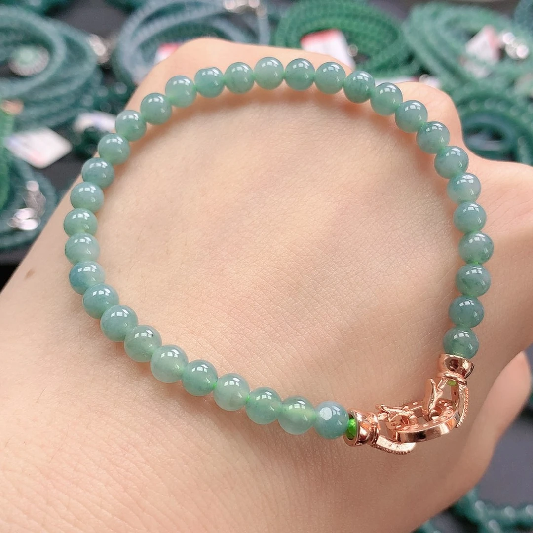 翡翠颈饰未镶嵌手串