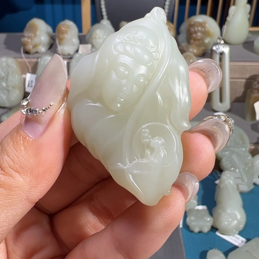 和田玉（糖玉）未镶嵌颈饰