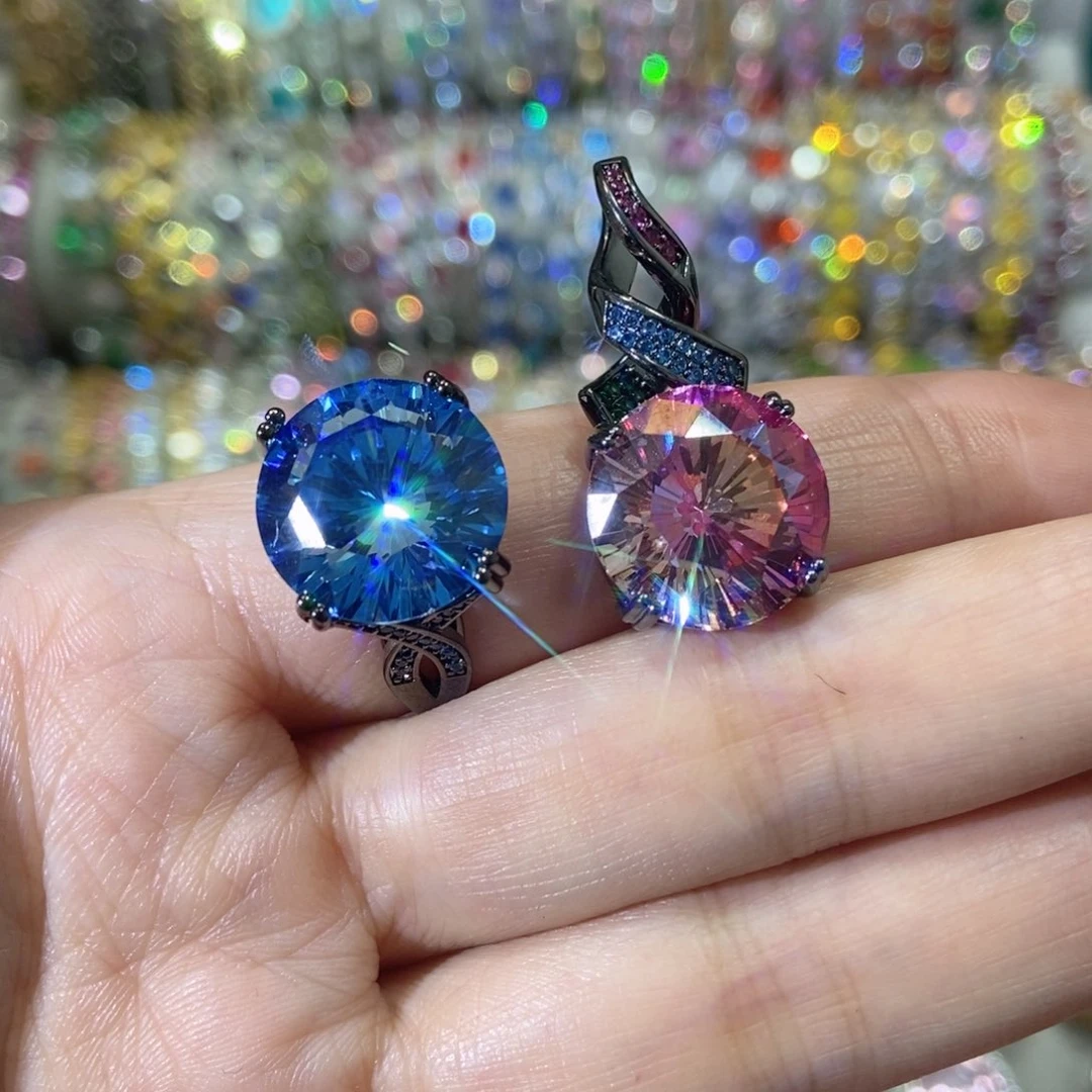 6锆石（处理）中国红吊坠戒指