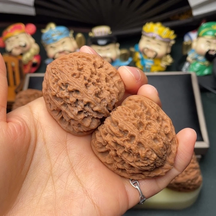 吊坠文玩核桃41尺三角全家福