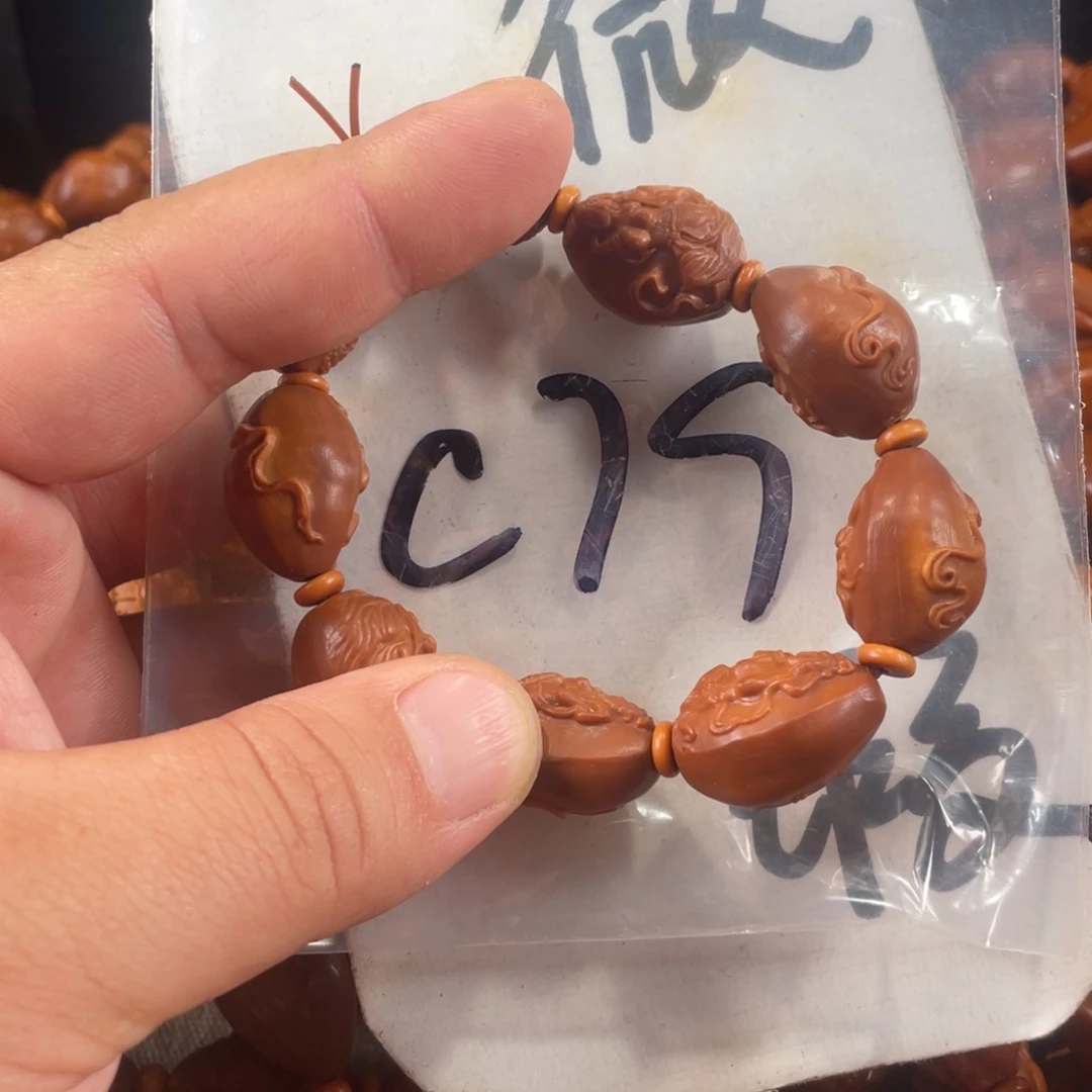橄榄核其他橄榄核雕工艺手串 瑕疵介意勿拍