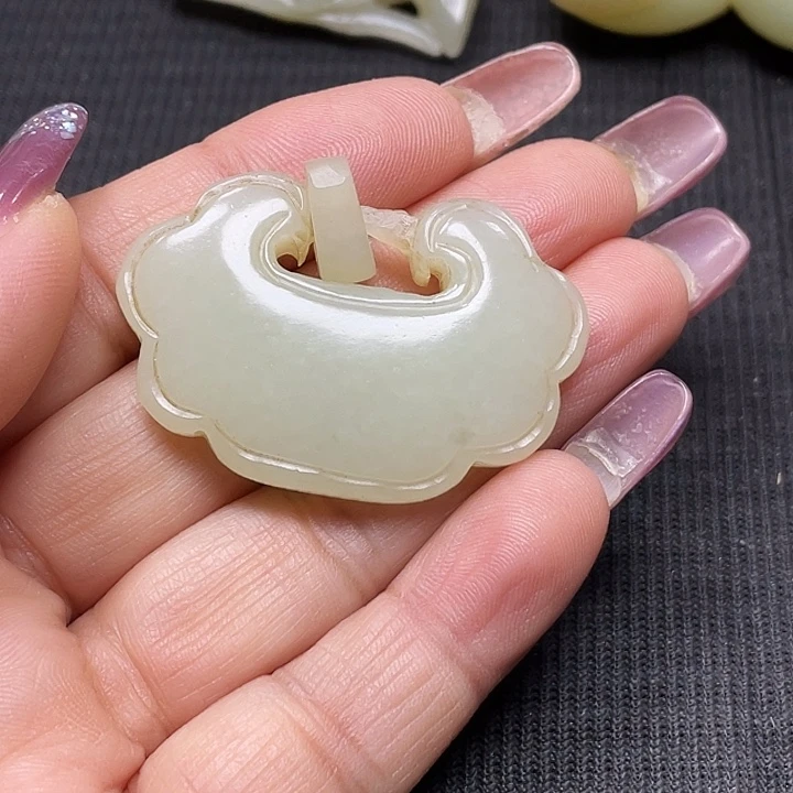 零***蛋和田玉未镶嵌挂件