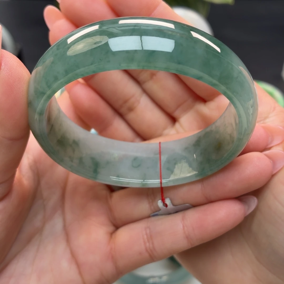 翡翠未镶嵌手镯天然