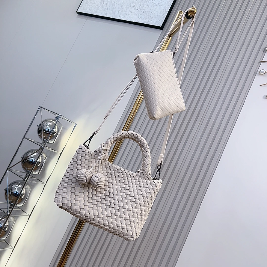 “胶囊编织包”2025新款活力常青藤时髦子母包